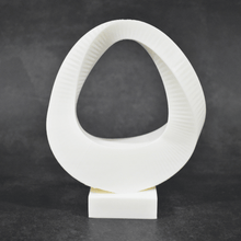 Eterna Möbius - Modern Abstract Infinity Sculpture